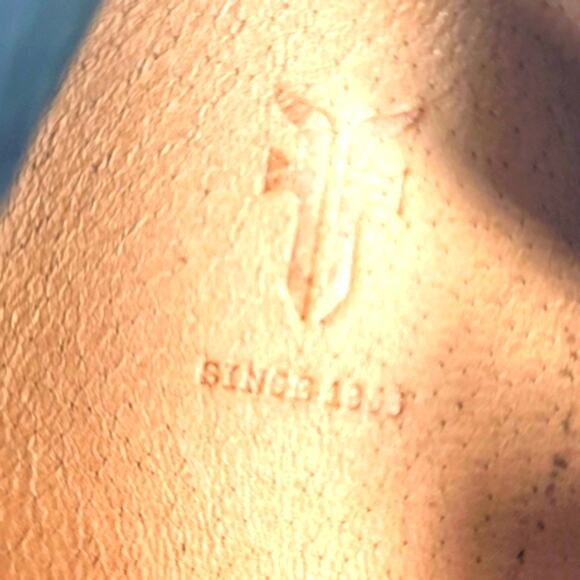 FRYE MELANIE BLACK LEATHER POINTED TOE BALLET SLIP-ON FLATS WOMENS 7 VGUC - Picture 12 of 16